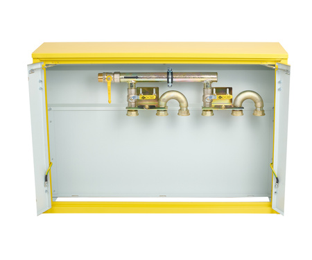 Gas pressure reducing and measuring point (MRS) for 2 horizontally installed gas meters, metal cabinet, brown 1050x700x250